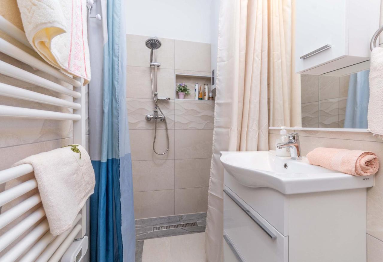 Savic Biograd Apartment Biograd Na Moru Bagian luar foto